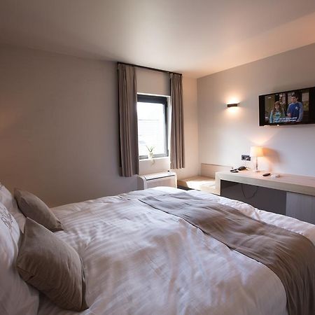 Hotel De Lissewal Ипер Екстериор снимка